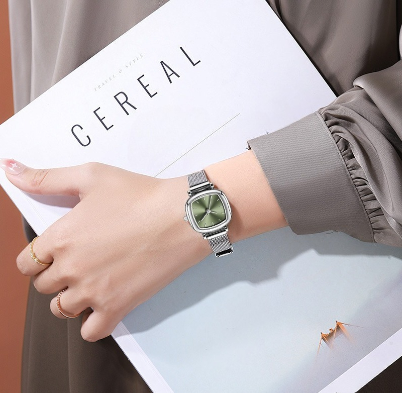 Luxury Women's Quartz Watch - Elegant Mesh Strap Temperament Design_voghion.com