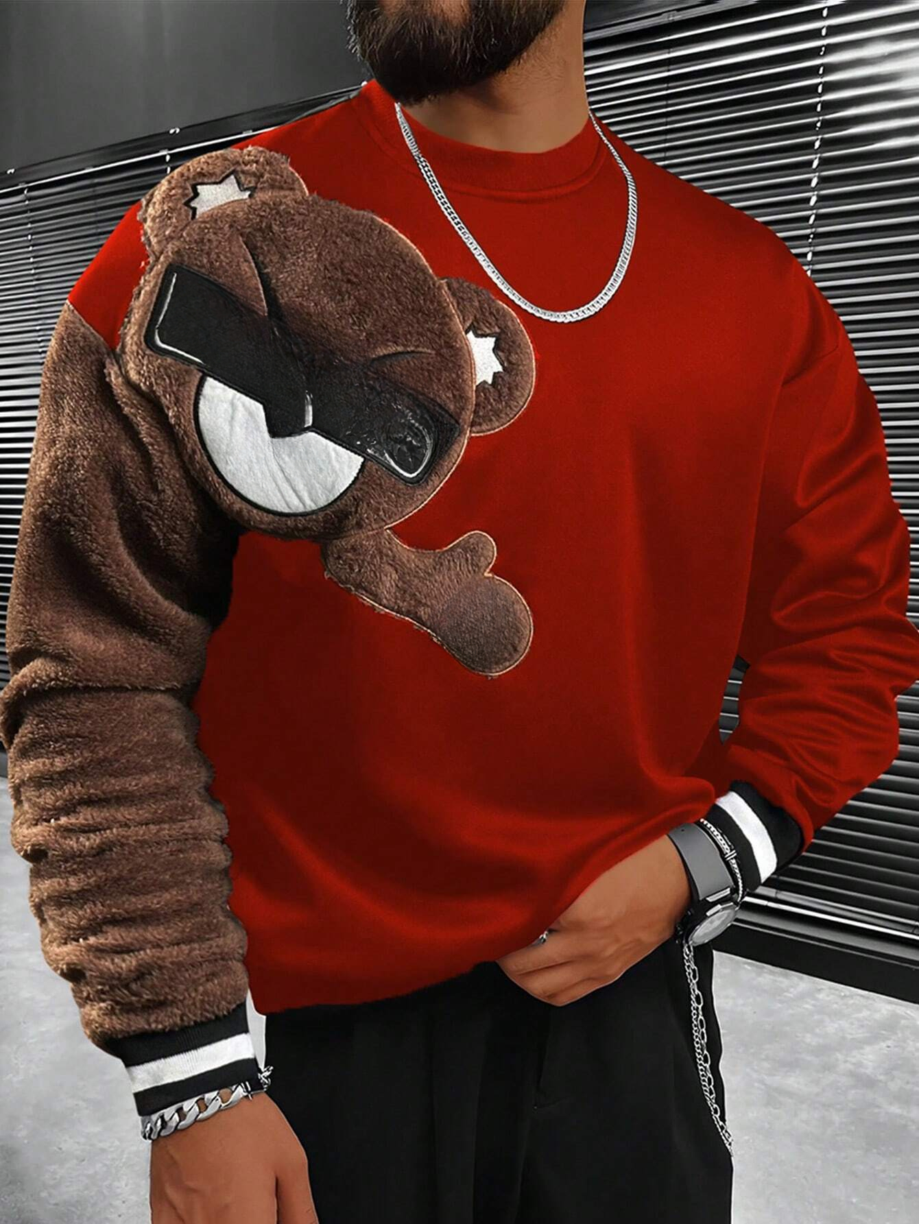 Pull homme brodé décontracté tendance col rond manches longues_voghion.com