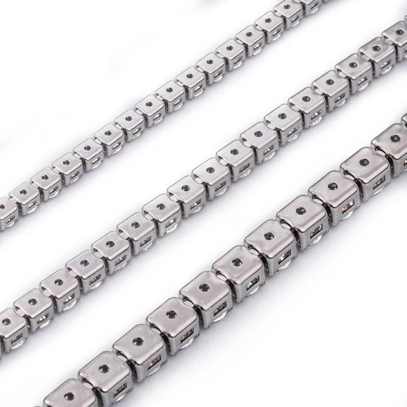 Tennis Bracelet With White Crystals For Men And Women Elegant_voghion.com