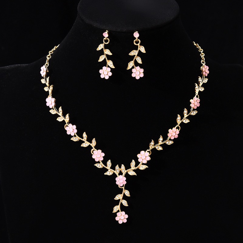 Conjunto de joias para noiva colar e brincos de flores com strass_voghion.com