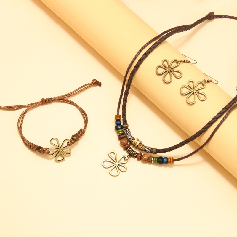 Personalised Five-leaf Clover Beaded Necklace And Earring Set_voghion.com