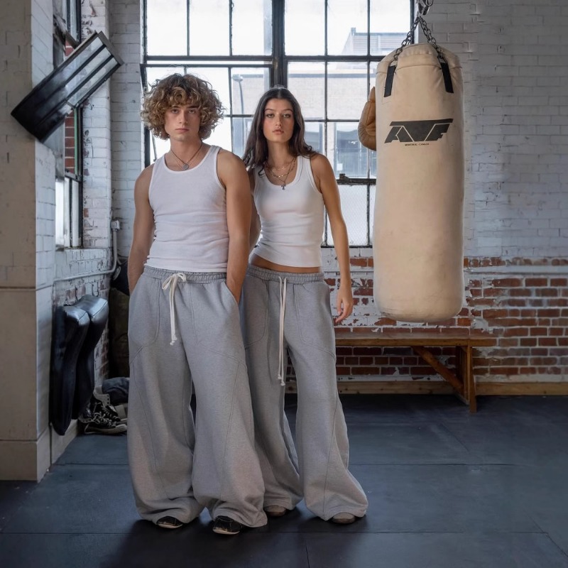 Europe And The United States Popular Sweatpants Embroidered Men And Women Of The Same High Street Wide-leg Trousers Hip-hop Hiphop Loose Casual Pants_viptrois.com