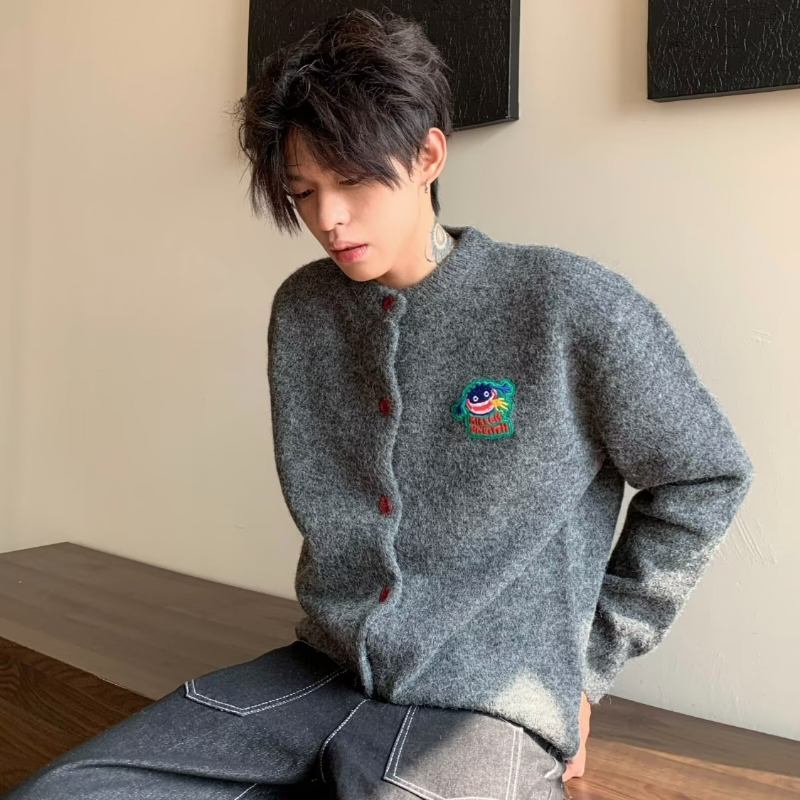 2026 Early Autumn Knitted Small Cardigan Round Neck Versatile Korean Version Of Students Embroidered Sweater Jacket Top With Men And Women_viptrois.com