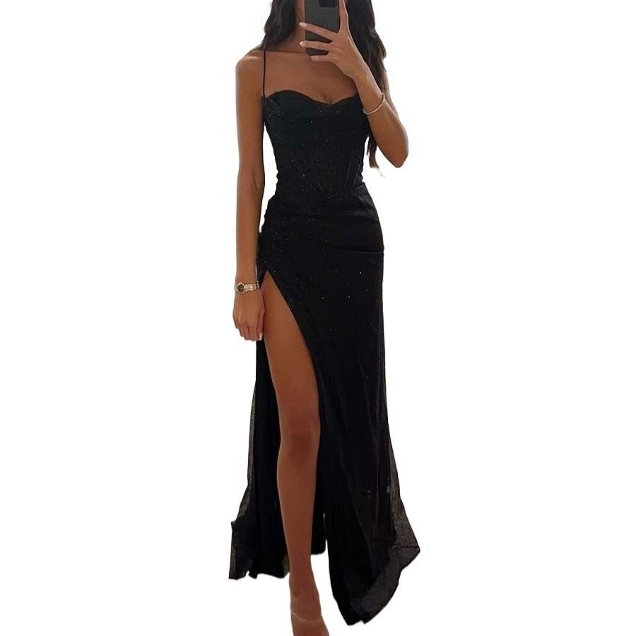 Casual zomerse jurk met spaghettibandjes voor dames met split_voghion.com
