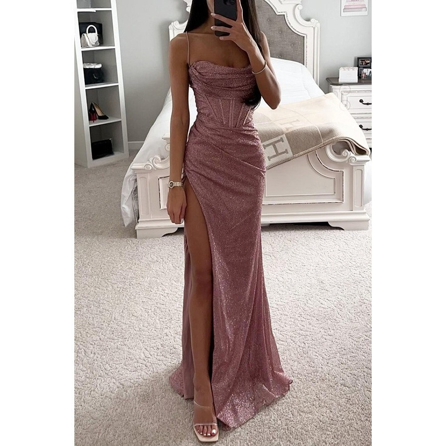 Casual zomerse jurk met spaghettibandjes voor dames met split_voghion.com