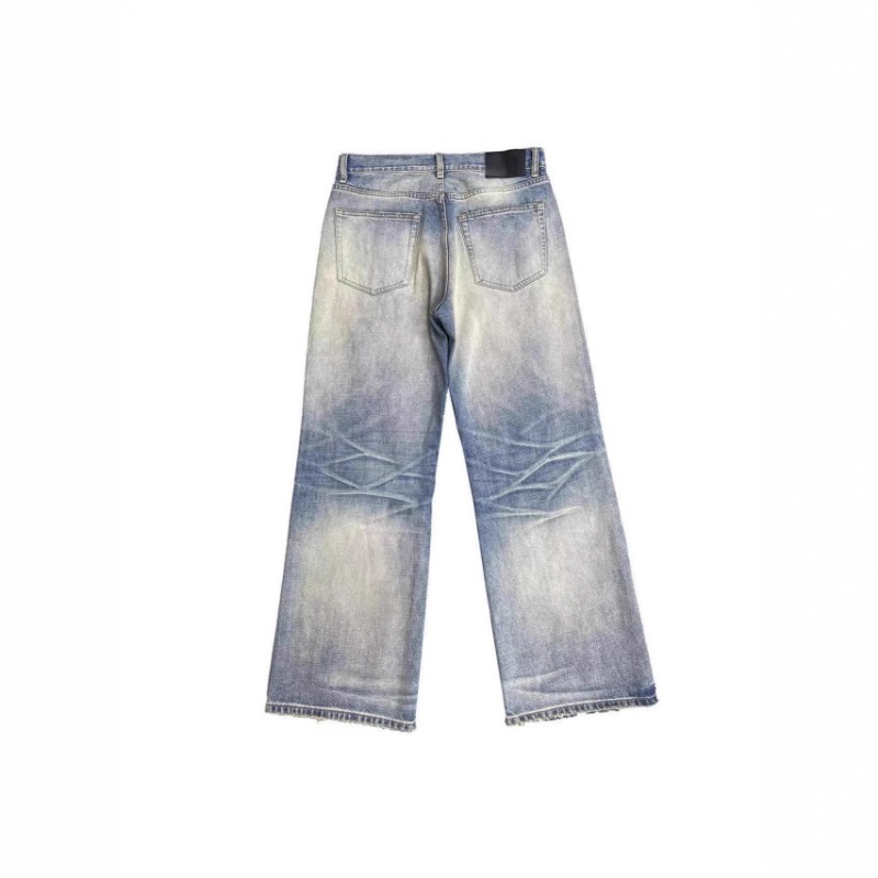 Jeans uomo in denim blu lavato taglio comodo e dritto_voghion.com
