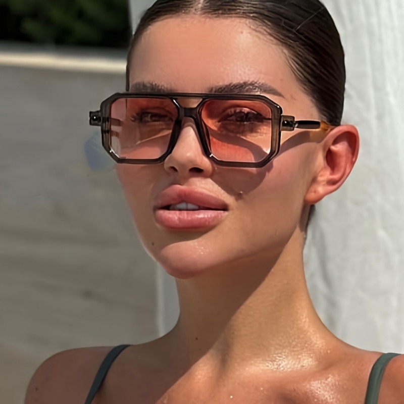 Nieuwe dubbele lichtbundel zonnebril, stijlvol en trendy voor streetstyle fotoshoots, perfect voor vrouwen, internetberoemdheden en persoonlijkheden._voghion.com