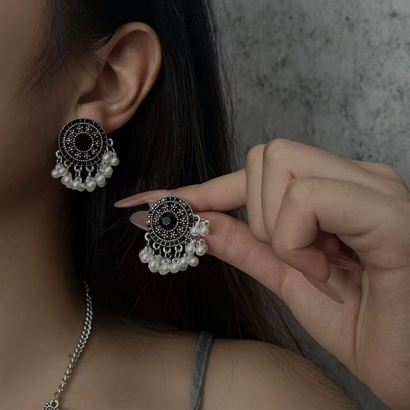 Set collana e orecchini con perle per eventi di matrimonio_voghion.com