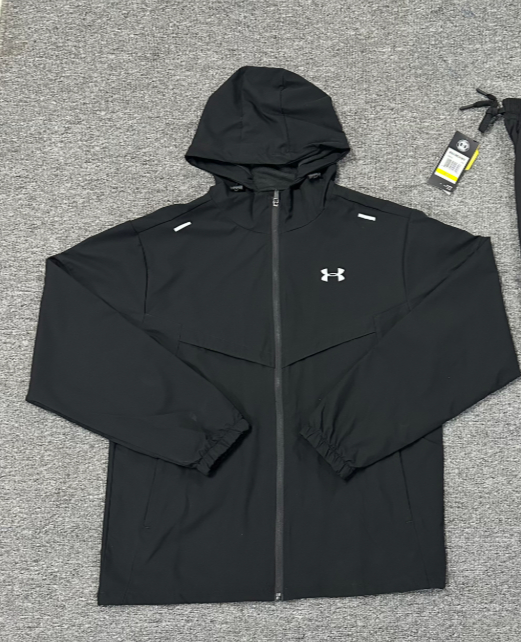 Under Armour heren trainingspak, bestaande uit een tweedelig trainingspak met capuchon en rits en een joggingbroek, lichtgewicht en winddichte hardlo