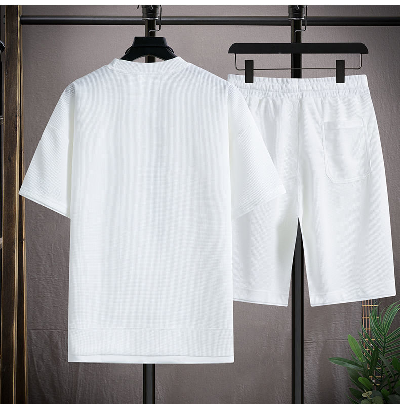 Ensemble t-shirt gaufre et short pour homme tenue casual ample_voghion.com