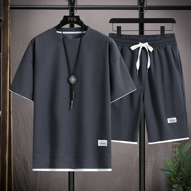 Vêtements pour hommes 2025, t-shirt gaufré, costume deux pièces pour hommes, couple, ample, tendance, grande taille, pantalon cinq points, extérieur décontracté_voghion.com