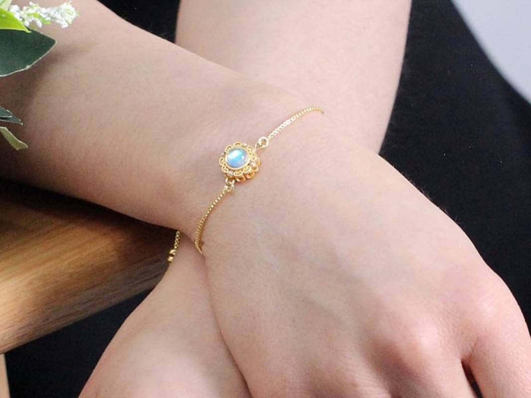 Elegant Gold Bracelet with Pink Glass Floral Charm — Adjustable, Lightweight, Perfect Gift