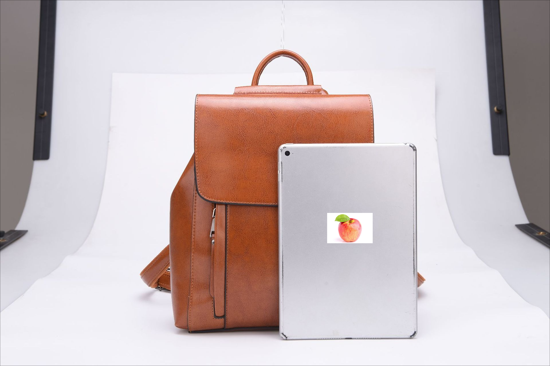 Women's Backpack, High-quality Genuine Leather Large Capacity Multi Interval Student Backpack, Can Be Slung Over One Shoulder._voghion.com